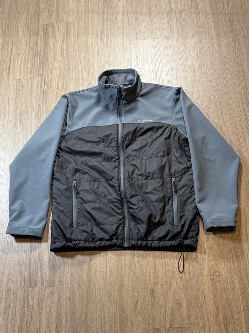 Columbia Two-Tone Gray and Black Performance Jacket, Size L